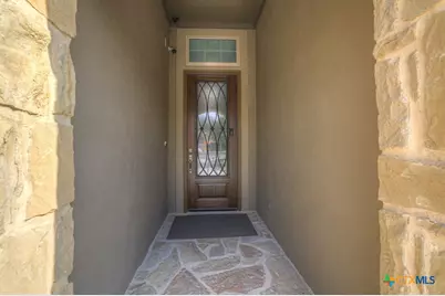 1404 Pioneer Drive, New Braunfels, TX 78132 - Photo 5