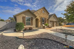 1404 Pioneer Dr, New Braunfels, TX 78132 - Photo 3