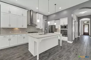 1404 Pioneer Dr, New Braunfels, TX 78132 - Photo 25