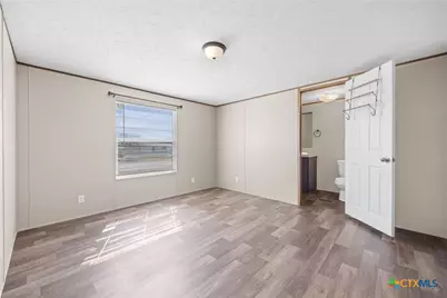 606 W Lampasas Street, Lometa, TX 76853 - Photo 17