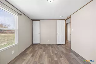 606 W Lampasas St, Lometa, TX 76853 - Photo 21