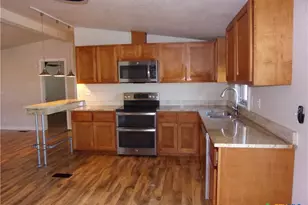 10060 Rebecca Creek Rd, Spring Branch, TX 78070 - Photo 11
