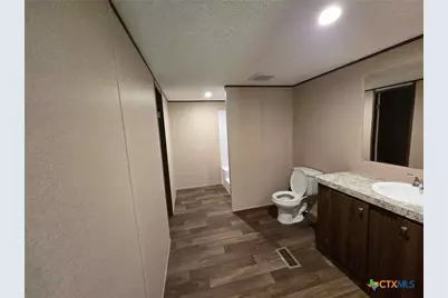 269 E Clark Street, Canyon Lake, TX 78133 - Photo 17