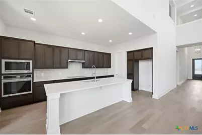 247 White Oak, Castroville, TX 78009 - Photo 7