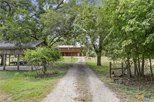 315 Riverwood Dr, Bastrop, TX 78602 - Photo 9