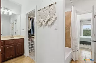 426 County Road 2801 W, Mico, TX 78056 - Photo 39