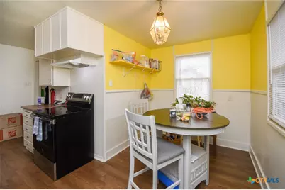 1310 E Rosebud Avenue, Victoria, TX 77901 - Photo 13