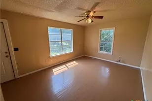 1205 E Avenue G, Killeen, TX 76541 - Photo 5