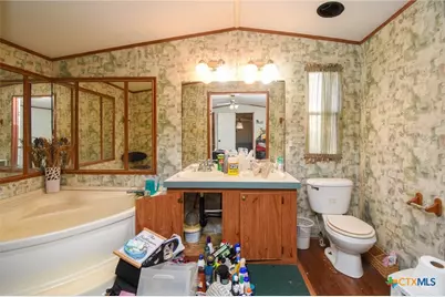 768 Rodeo Road, Inez, TX 77968 - Photo 13