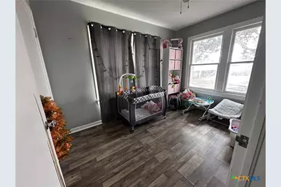 105 E Huebinger Street, Marion, TX 78124 - Photo 7