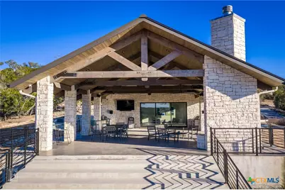 1829 Paradise Parkway, Canyon Lake, TX 78133 - Photo 11