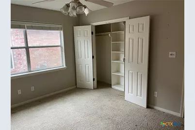 111 Village Green, Victoria, TX 77904 - Photo 15