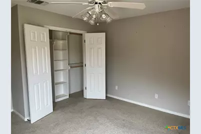 111 Village Green, Victoria, TX 77904 - Photo 17