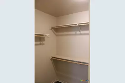 415 E 4th Avenue, Belton, TX 76513 - Photo 17