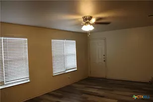 415 E 4th Ave, Belton, TX 76513 - Photo 23