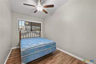 102 Rivercrest St, Luling, TX 78648 - Photo 17