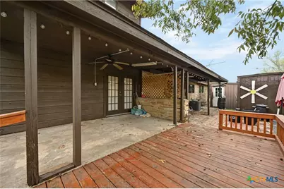 102 Rivercrest Street, Luling, TX 78648 - Photo 23