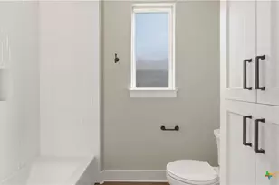 111 Ashton Oaks Dr, New Braunfels, TX 78132 - Photo 29