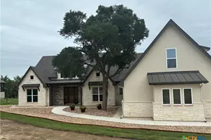111 Ashton Oaks Dr, New Braunfels, TX 78132 - Photo 1