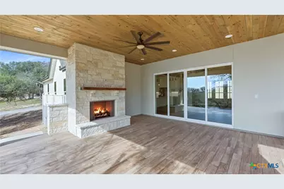 111 Ashton Oaks Drive, New Braunfels, TX 78132 - Photo 3