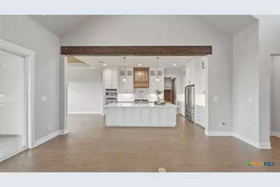 111 Ashton Oaks Drive, New Braunfels, TX 78132 - Photo 15
