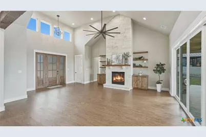 111 Ashton Oaks Drive, New Braunfels, TX 78132 - Photo 17