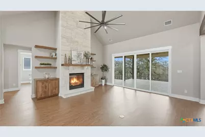 111 Ashton Oaks Drive, New Braunfels, TX 78132 - Photo 7