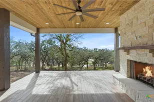 111 Ashton Oaks Dr, New Braunfels, TX 78132 - Photo 5