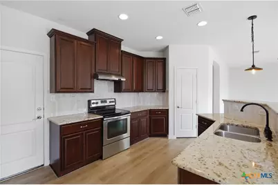 1203 Prairie Grass, San Antonio, TX 78245 - Photo 7