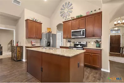 378 Pecan Meadows, New Braunfels, TX 78130 - Photo 7