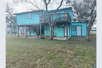 301 E Fern, Seadrift, TX 77983 - Photo 3