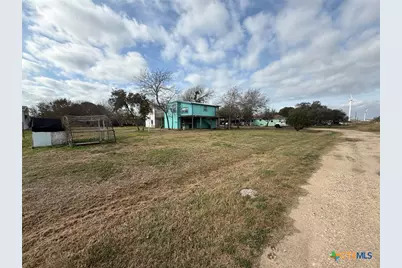 301 E Fern, Seadrift, TX 77983 - Photo 1