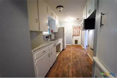 1005 E Polk Avenue, Victoria, TX 77901 - Photo 5