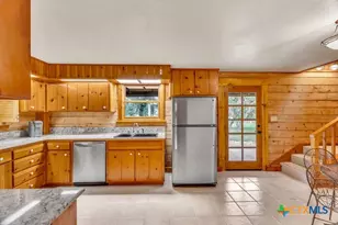 700 Ledgerock Rd, Wimberley, TX 78676 - Photo 17