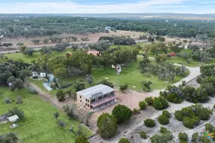 700 Ledgerock Rd, Wimberley, TX 78676 - Photo 23