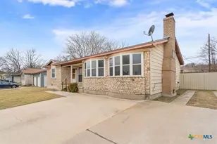 1006 S 27th St, Copperas Cove, TX 76522 - Photo 3