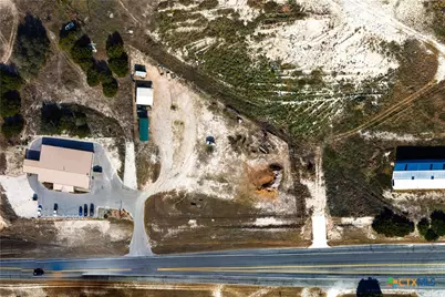 774 N Highway 183, Lampasas, TX 76550 - Photo 17