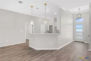 604 Magnolia Dr, Troy, TX 76579 - Photo 9