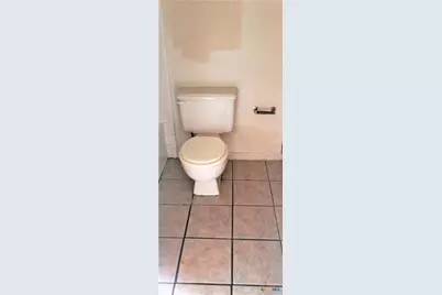 607 N 20th Street #204, Killeen, TX 76541 - Photo 9