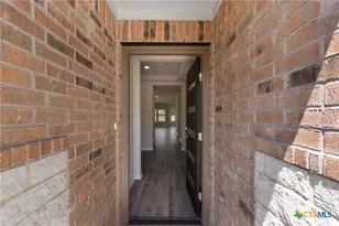 939 Creek Bed Dr, New Braunfels, TX 78130 - Photo 19