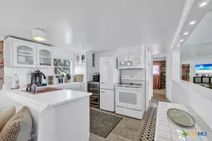 901 Glenn Dr, Canyon Lake, TX 78133 - Photo 5