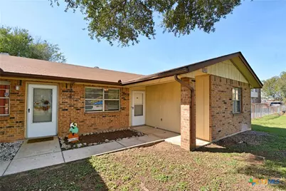 527 Buttercup, New Braunfels, TX 78130 - Photo 3