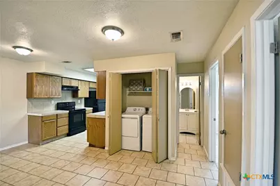 527 Buttercup, New Braunfels, TX 78130 - Photo 11