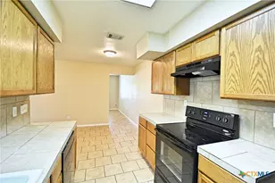 527 Buttercup, New Braunfels, TX 78130 - Photo 15