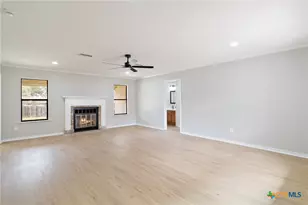 303 Turner St, Yoakum, TX 77995 - Photo 3