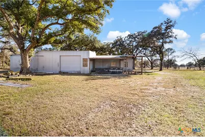 1465 County Road 401, Edna, TX 77957 - Photo 7