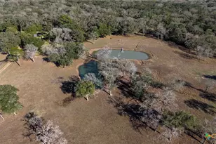 1465 Co Rd 401, Edna, TX 77957 - Photo 43