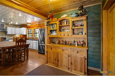 1465 County Road 401, Edna, TX 77957 - Photo 19