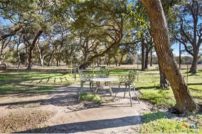 1465 County Road 401, Edna, TX 77957 - Photo 9