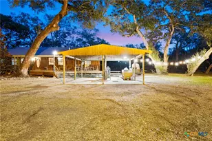 1465 Co Rd 401, Edna, TX 77957 - Photo 33